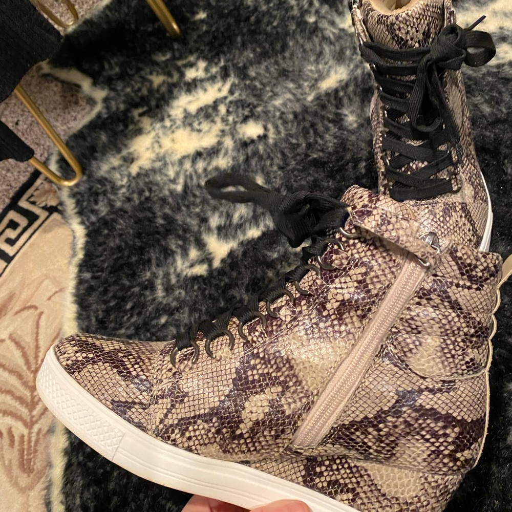 Snakeskin print sneaker wedge sneaker boot heels - Picture 8 of 16